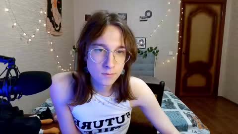 Milena Kuprianova online show from 02/12/25, 12:33