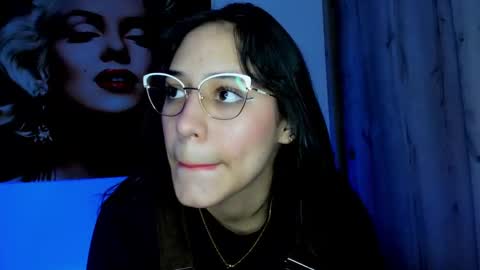 Snapshot of tania06 chatting on 10/02/25, 01:18 tania06 online show from 10/02/25, 01:18