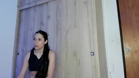 Snapshot of tania06 chatting on 10/10/25, 02:16 tania06 online show from 10/10/25, 02:16