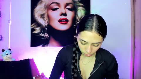 tania06 online show from 11/20/25, 01:33