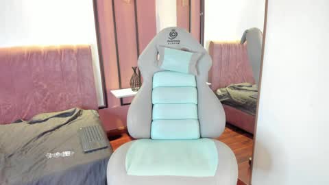 Snapshot of tania_fontana chatting on 01/05/25, 06:35 tania_fontana online show from 01/05/25, 06:35