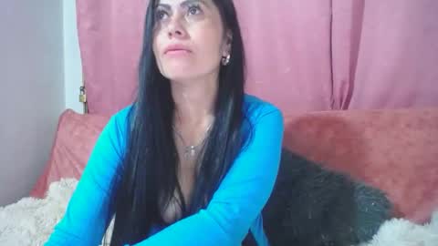Snapshot of tania_mature chatting on 02/19/25, 11:25 tania online show from 02/19/25, 11:25