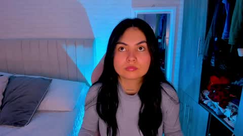 tania_rose1 online show from 04/26/26, 02:53