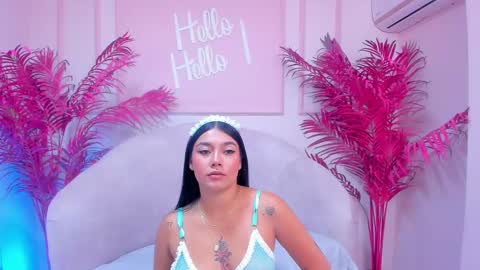 Snapshot of taniamilan chatting on 02/25/25, 11:41 Tania online show from 02/25/25, 11:41