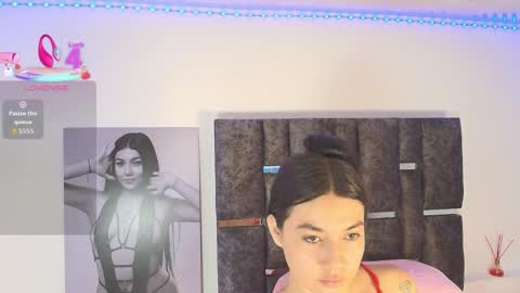 Snapshot of taniamilan chatting on 09/29/25, 12:10 Tania online show from 09/29/25, 12:10