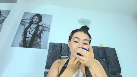 Tania online show from 05/22/26, 07:37