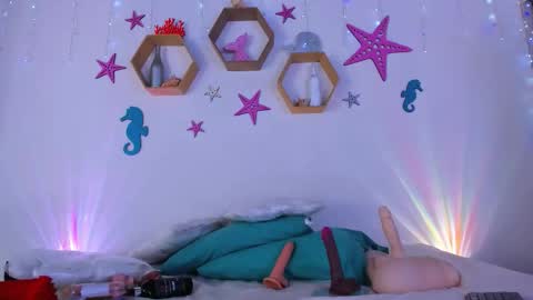 3 Tanisha 3 online show from 12/01/25, 12:10