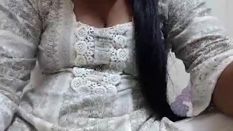 taniya_roy4628 online show from 03/09/26, 02:26