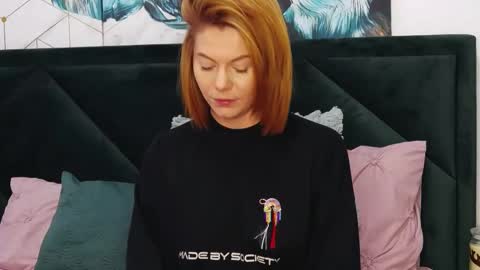 Snapshot of taniyagrey chatting on 03/03/25, 07:54 tanyaGrey online show from 03/03/25, 07:54