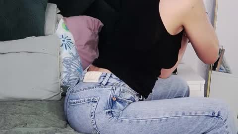 Snapshot of taniyagrey chatting on 02/24/26, 06:33 tanyaGrey online show from 02/24/26, 06:33