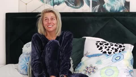 tanyaGrey online show from 04/08/26, 08:14