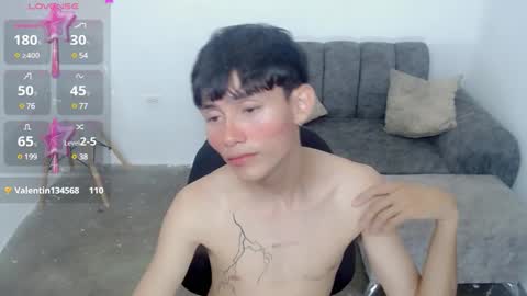 Snapshot of tanjiro_cute chatting on 12/19/24, 10:13 Andres online show from 12/19/24, 10:13