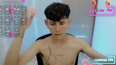 Snapshot of tanjiro_cute chatting on 01/26/25, 06:59 Andres online show from 01/26/25, 06:59