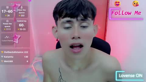 Snapshot of tanjiro_cute chatting on 02/01/25, 10:15 Andres online show from 02/01/25, 10:15