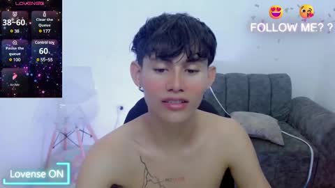 Snapshot of tanjiro_cute chatting on 02/27/25, 06:18 Andres online show from 02/27/25, 06:18