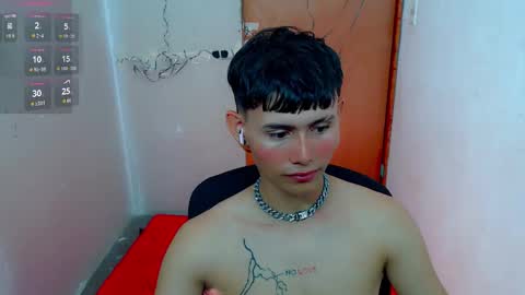 Snapshot of tanjiro_cute chatting on 10/30/25, 10:38 Andres online show from 10/30/25, 10:38