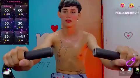 Snapshot of tanjiro_cute chatting on 06/06/26, 05:23 Andres online show from 06/06/26, 05:23