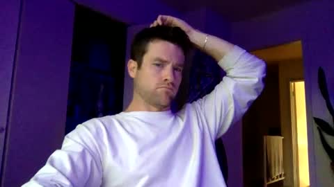 Snapshot of tantrichealing chatting on 02/10/25, 11:23 Dr. Love online show from 02/10/25, 11:23