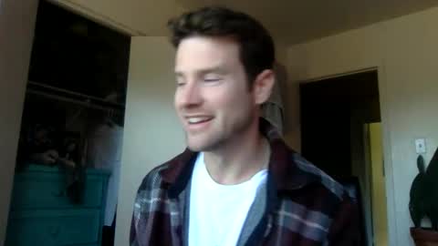 Dr. Love online show from 11/11/25, 02:17