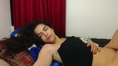 Snapshot of tantricroots chatting on 12/05/24, 06:21 Angeline Follow online show from 12/05/24, 06:21