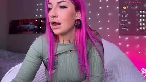 Snapshot of tanya_acid chatting on 07/19/26, 08:18 Tanya acid online show from 07/19/26, 08:18