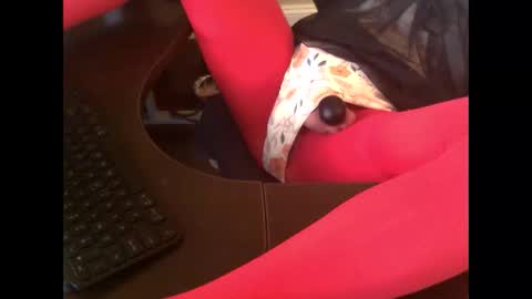 Snapshot of tanyacoxxx chatting on 12/21/25, 02:46 Tanya coxxx online show from 12/21/25, 02:46