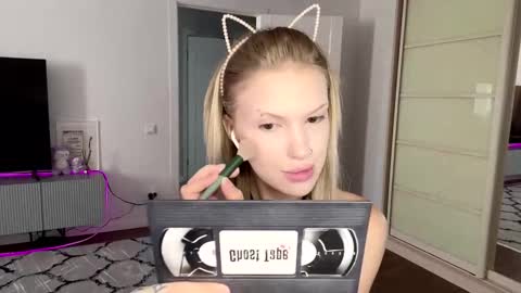 Snapshot of tanyaquartaro chatting on 02/06/26, 11:46 Alisa online show from 02/06/26, 11:46