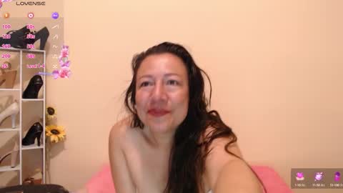 Snapshot of tanyya38a chatting on 09/13/25, 09:42 tanyya38a online show from 09/13/25, 09:42