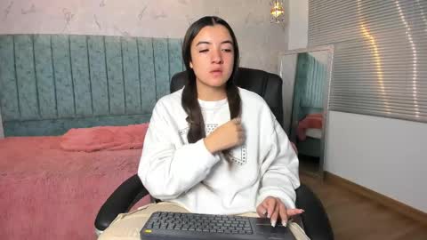 Tara  online show from 02/13/26, 01:18