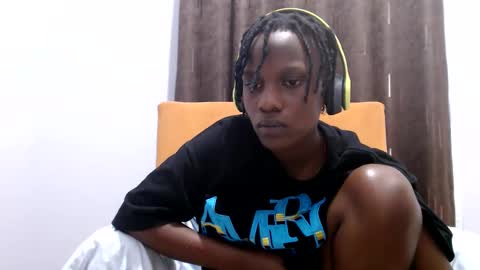 Tara online show from 02/10/26, 02:48