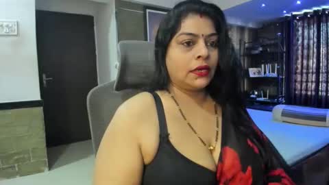 tarivishu23 online show from 10/23/25, 02:33