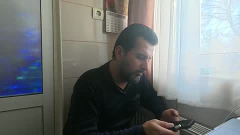 Snapshot of tarkan198 chatting on 12/19/25, 10:00 tarkan198 online show from 12/19/25, 10:00