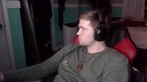 tarus333 online show from 11/11/25, 03:06