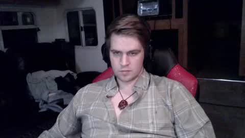 tarus333 online show from 12/04/25, 07:50