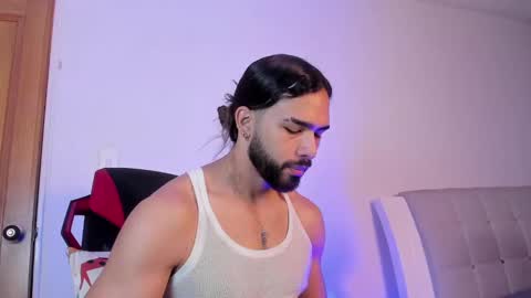 Snapshot of tarzanylobo chatting on 12/11/24, 12:33 Tarzan online show from 12/11/24, 12:33