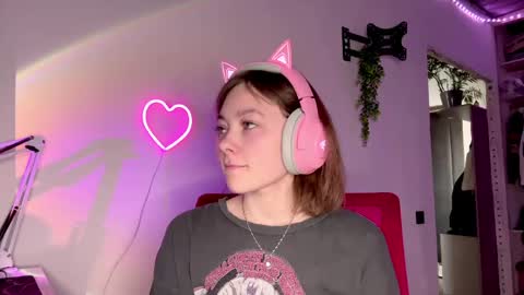 Darlin online show from 05/09/26, 10:04