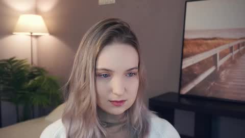 Snapshot of tashinapetitto chatting on 12/18/25, 07:36 Your Ressie online show from 12/18/25, 07:36