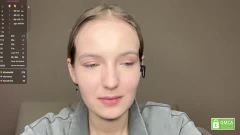 Snapshot of tashinapetitto chatting on 02/16/26, 06:42 Your Ressie online show from 02/16/26, 06:42