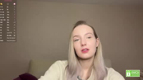 Snapshot of tashinapetitto chatting on 02/28/26, 07:42 Your Ressie online show from 02/28/26, 07:42