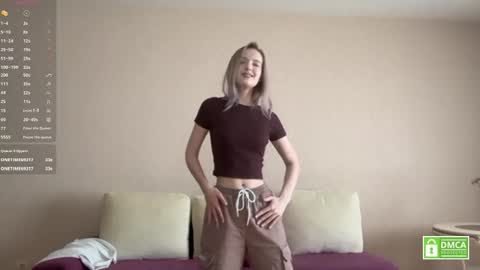 Snapshot of tashinapetitto chatting on 03/06/26, 07:38 Your Ressie online show from 03/06/26, 07:38