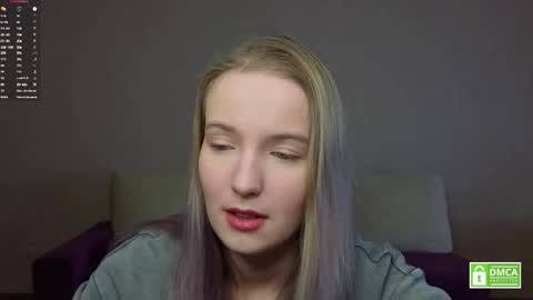 Snapshot of tashinapetitto chatting on 03/22/26, 07:56 Your Ressie online show from 03/22/26, 07:56