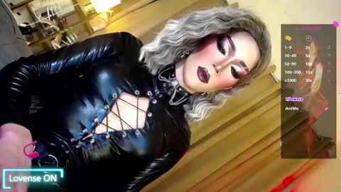 tasteaddict_ online show from 10/31/25, 03:57