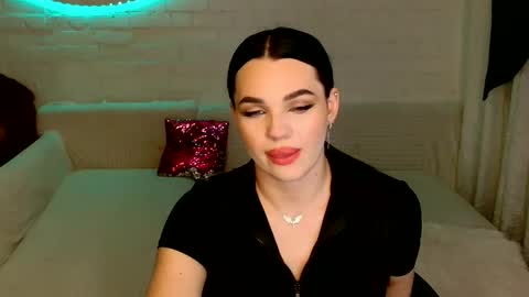 tasty_babyy online show from 02/01/25, 06:51