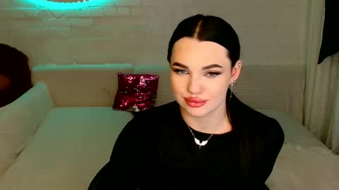 tasty_babyy online show from 02/02/25, 08:41