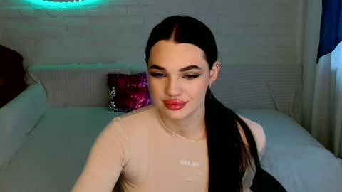 tasty_babyy online show from 02/10/25, 12:29