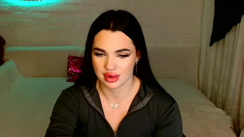 tasty_babyy online show from 03/10/25, 10:45