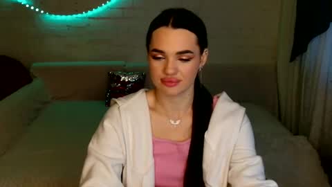 tasty_babyy online show from 12/03/25, 12:58