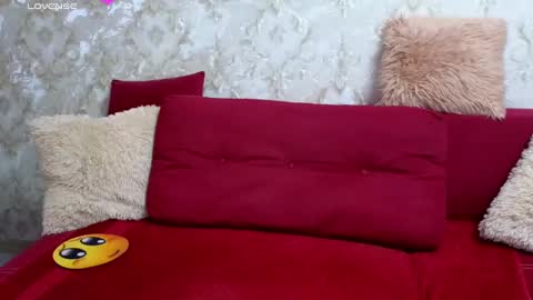 Clau online show from 02/24/25, 11:54