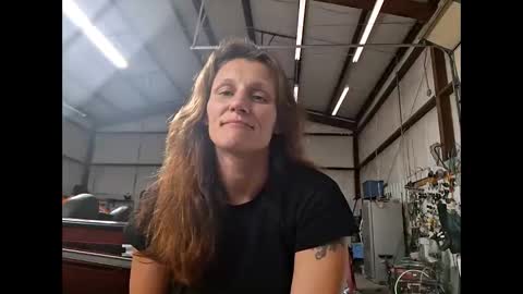 tastypeach6989 online show from 04/28/26, 06:46