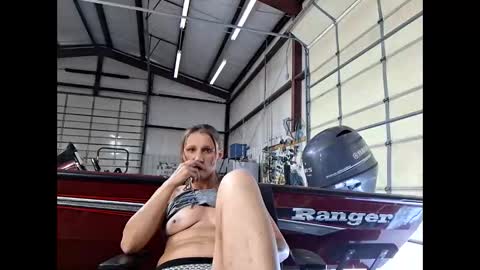 tastypeach6989 online show from 05/03/26, 06:58